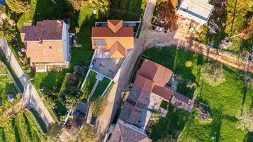 Family Apartment, Multiple Bedrooms, 2 Bathrooms (Peaceful Istria - App Pius 1) | Exterior