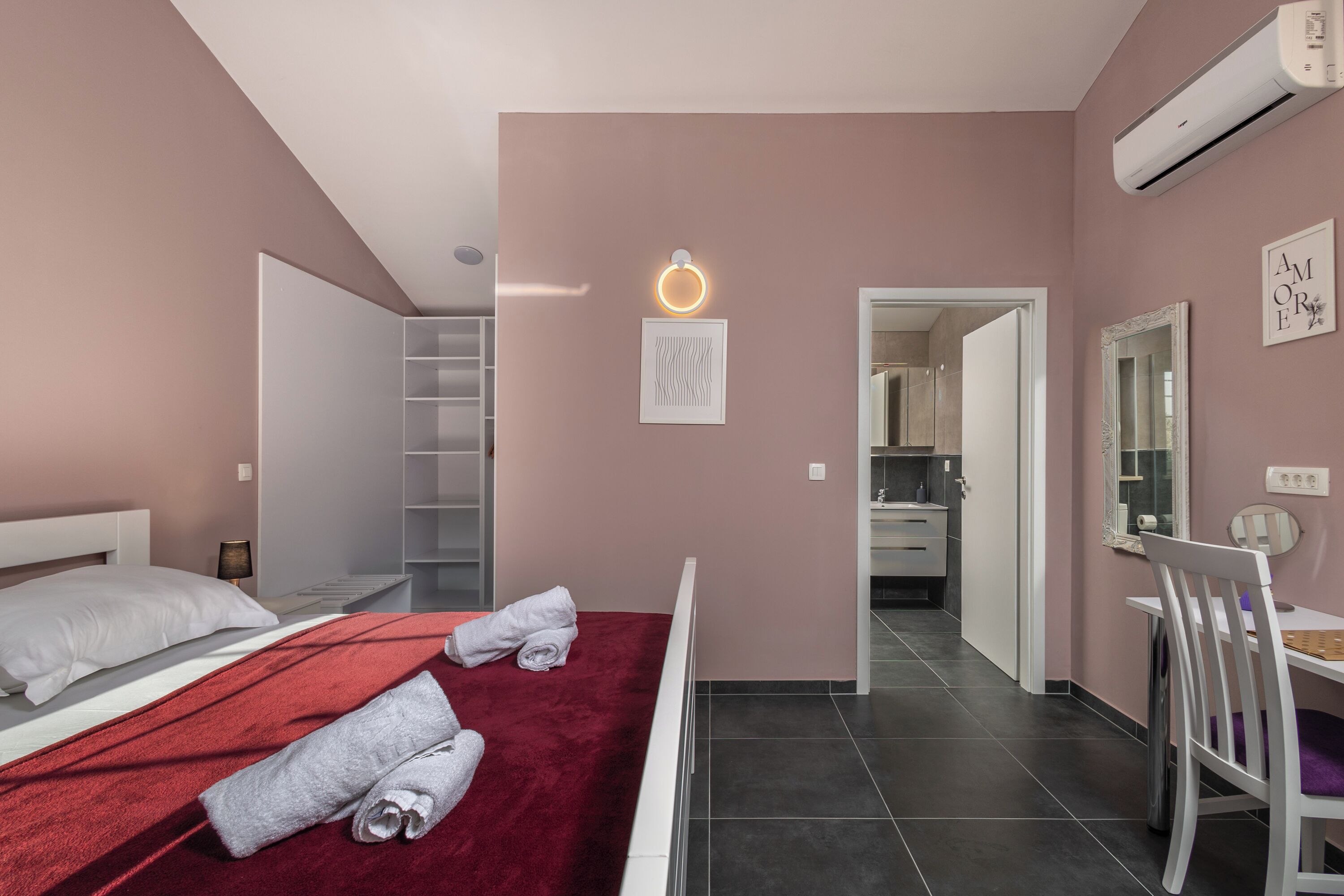 Căn hộ dành cho gia đình, nhiều phòng ngủ, 2 phòng tắm (Peaceful Istria - App Pius 2 - floor) | 2 phòng ngủ, bàn ủi/dụng cụ ủi quần áo 