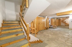 Apartamento familiar, varias habitaciones (Appartamento Quota 1800) | Interior