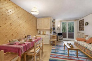 Apartamento familiar, varias habitaciones (Appartamento Quota 1800) | Restauración