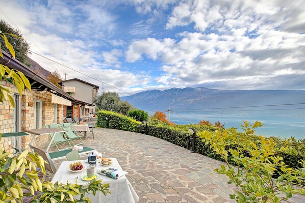 2 bedrooms - Appartamento Verde Salvia With Lakeview (Gargnano)