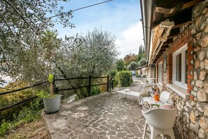 1 bedroom - Appartamento Blu Lavanda With Lakeview (Gargnano)