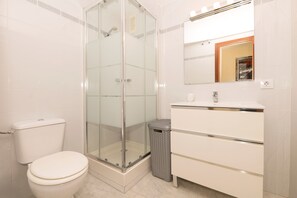 Apartemen | 4 kamar tidur