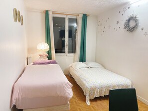 3 bedrooms, iron/ironing board, WiFi, bed sheets - Big apartment 10 minutes from Notre Dame de Paris (Choisy-le-Roi)
