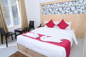 Chambre Deluxe double, balcon | 1 chambre, ameublement unique, système d’insonorisation
