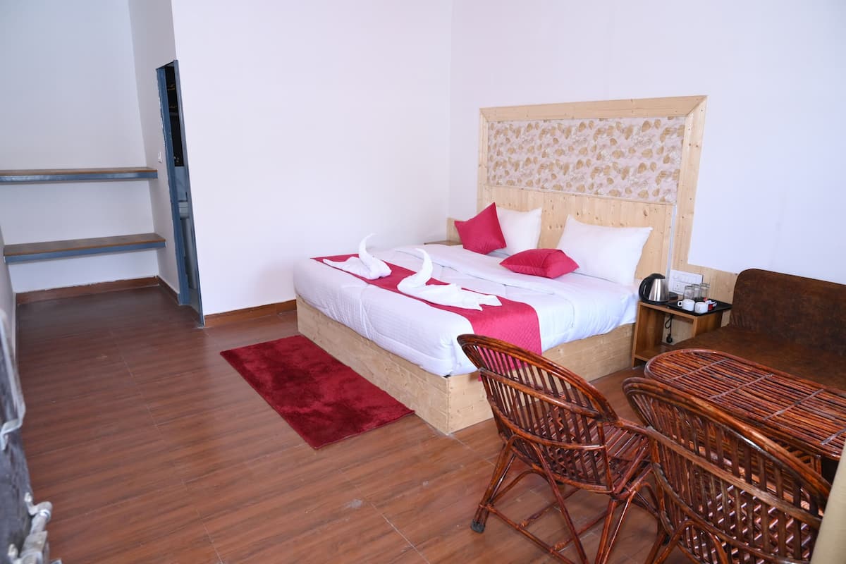 Chambre Deluxe double, balcon | 1 chambre, ameublement unique, système d’insonorisation