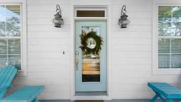 Pintu masuk interior