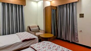 Deluxe Double or Twin Room, City View | In-room safe, desk, laptop workspace, free WiFi