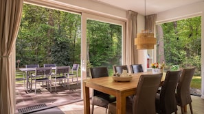 Villa (Markegaerde Wellness 6) | Dining