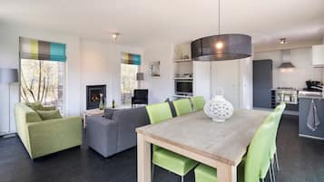Villa (Markegaerde Wellness 4) | Dining