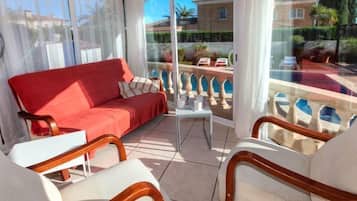 Vila, 4 kamar tidur, teras | Balkon