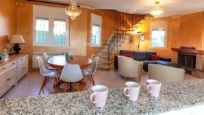 Villa, 4 Bedrooms, Terrace | Dining room - Global Villa Pasja - By Global Rental Holidays 5730 (Mont-roig del Camp)