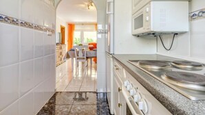 House, 3 Bedrooms, Terrace | Private kitchen - Global Clos des Franquets 5731 (Roses)