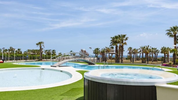 Pool - Global Ciudad Jardin 5789 (Cabanes)