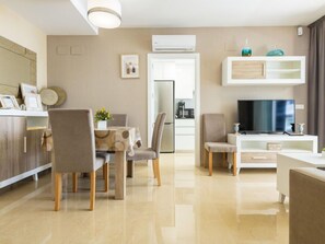 House, 3 Bedrooms, Terrace | Interior - Global Ciudad Jardin 5789 (Cabanes)