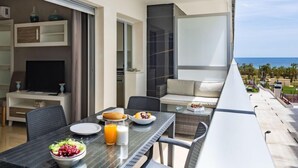 House, 3 Bedrooms, Terrace | Outdoor dining - Global Ciudad Jardin 5789 (Cabanes)
