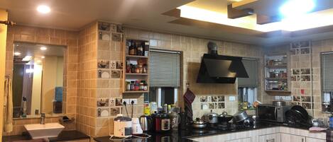 Microwave, stovetop