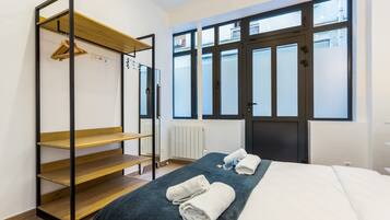 2 chambres, fer et planche Ă repasser, Wi-Fi, draps fournis