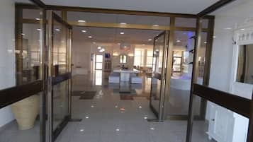 Khu sảnh