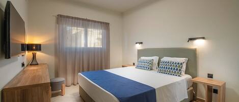 Bureau, Wi-Fi gratuit, draps fournis