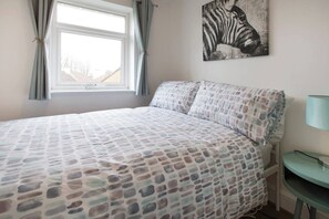 5 bedrooms, iron/ironing board, travel crib, free WiFi - Spacious 5 bed, 3 bathroom, Oxford City Oasis with free Parking for up to 4 cars (Oxford)