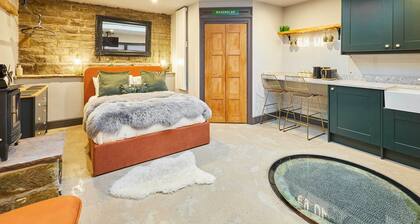 Host & Stay | The Churchside Well