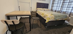 Maison | 3 chambres, fer et planche Ă repasser, Wi-Fi gratuit, draps fournis