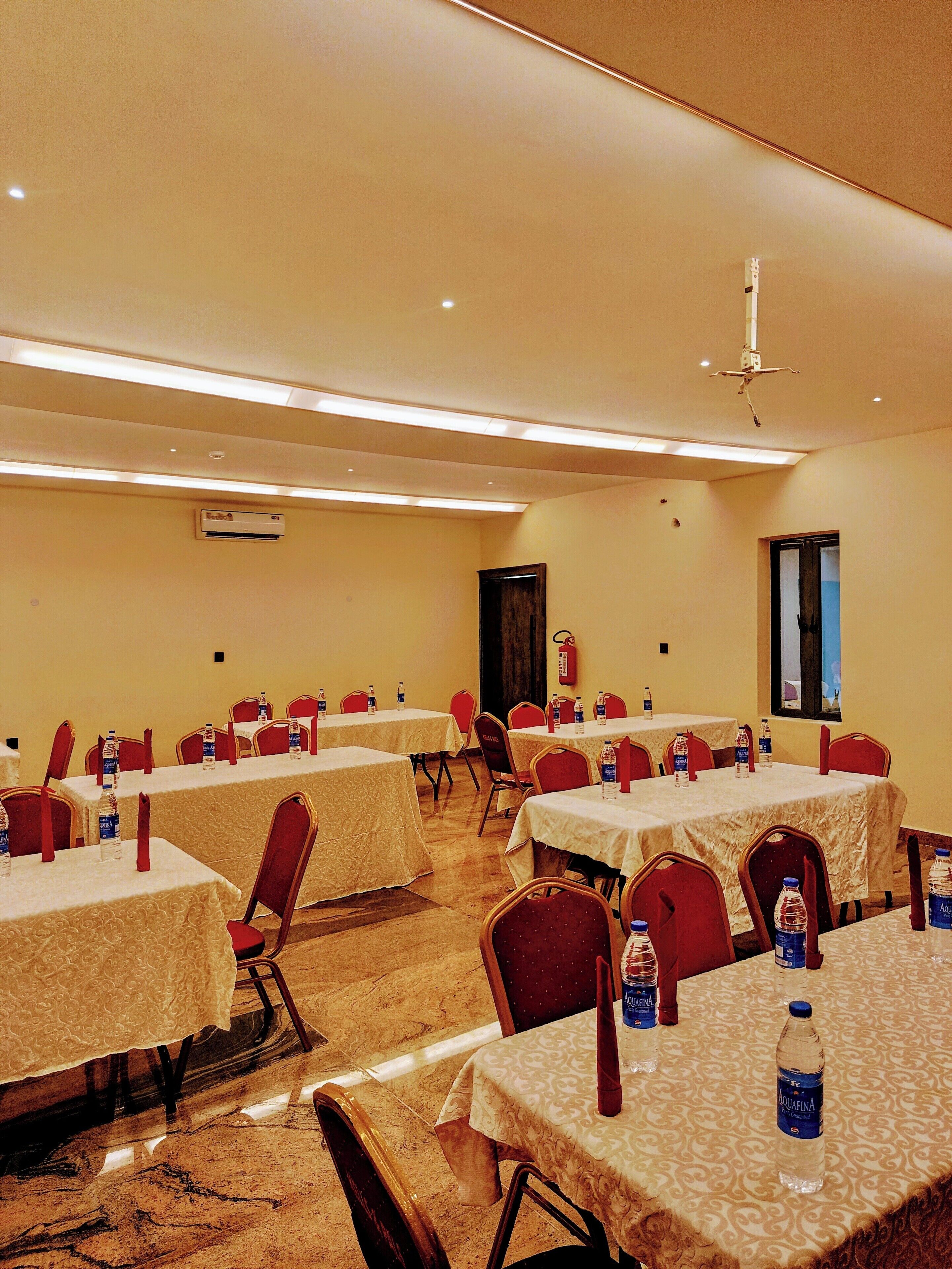 Banquet hall