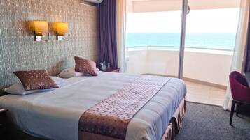In-room safe, desk, laptop workspace, blackout drapes