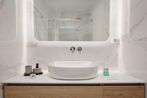 Bathroom - Glyfada Experience Residence (Glyfada)
