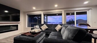 Cascade Bay Hideaway #203