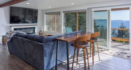 Cascade Bay Hideaway #203