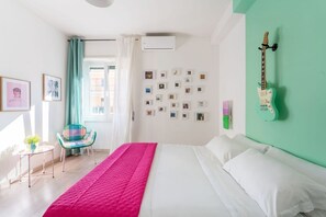 3 bedrooms, iron/ironing board, travel cot, free WiFi