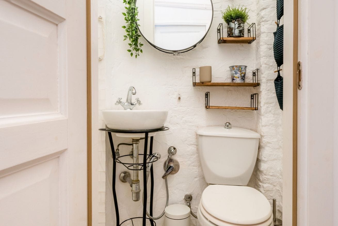 Shower, hair dryer, bidet, shampoo
