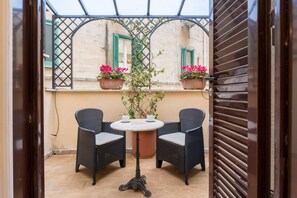 Terrace/patio - Atelier dello Statuto, a few steps from Colosseo (Roma)