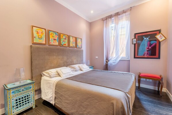 2 bedrooms, iron/ironing board, travel cot, WiFi
