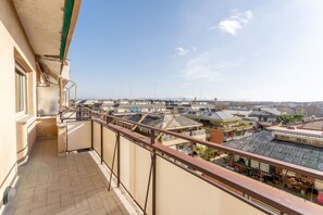Property grounds - Cielo Suite, Panoramic View Apt with Jacuzzi (Roma)