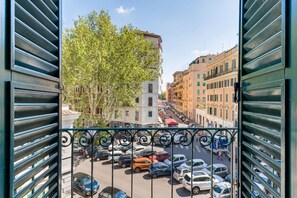 Interior - Elizabeth Penthouse, Charmy Penthouse in Little London (Roma)
