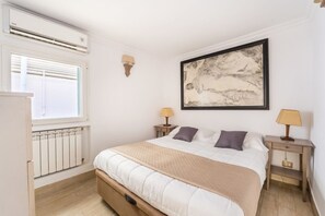 1 chambre, fer et planche à repasser, Wi-Fi, draps fournis