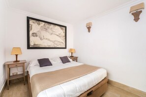 1 bedroom, iron/ironing board, WiFi, bed sheets - Flaminio Garden, Indenpent Apt in Piccola Londra Street with Garden (Roma)