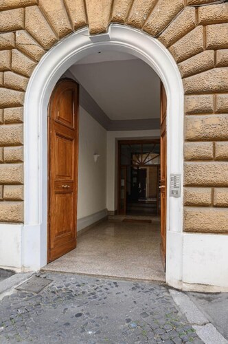 GLAM 50 - Exclusive Penthouse in the Heart of Rome