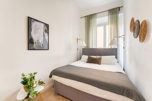 2 bedrooms, iron/ironing board, travel crib, free WiFi - Nora's Home, Charmy Apt in the Heart of Trastevere (Roma)