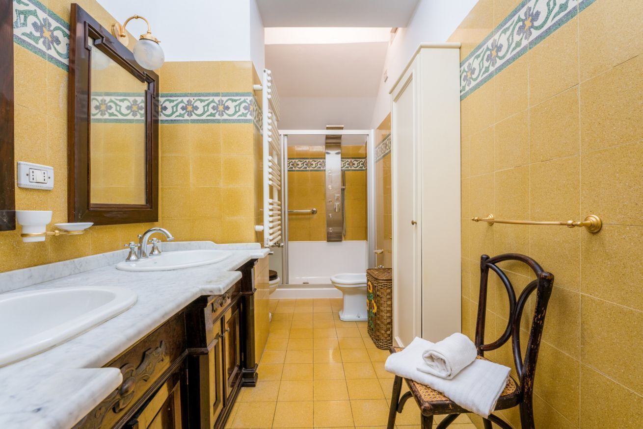 Shower, eco-friendly toiletries, hair dryer, bidet