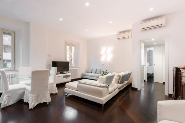 Living area - The Vatican Rest, Elegant Apt Nerby the Basilica (Roma)