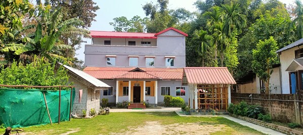 Εξωτερικός χώρος καταλύματος