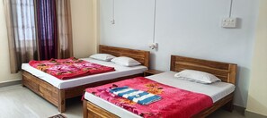 Executive fyrbäddsrum | Allergitestade sängkläder och memory foam-madrasser