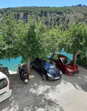 Room, 3 Bedrooms, Smoking, Balcony | Property grounds - Room-maria Apartments Zaton - Apartment (Sibenik)