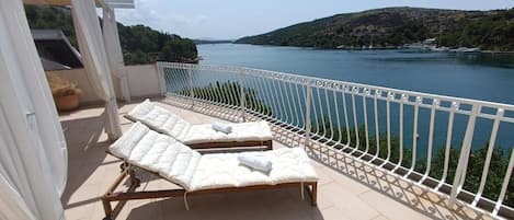 Room, 2 Bedrooms, Smoking, Balcony | Terrace/patio
