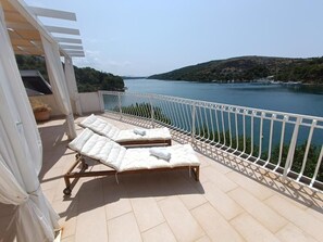 Unclassified image, 2 of 19, button - Room-maria Apartments Zaton - Pergola ap (Sibenik)