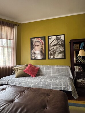 2 soverom, strykejern/-brett, wi-fi og sengetøy